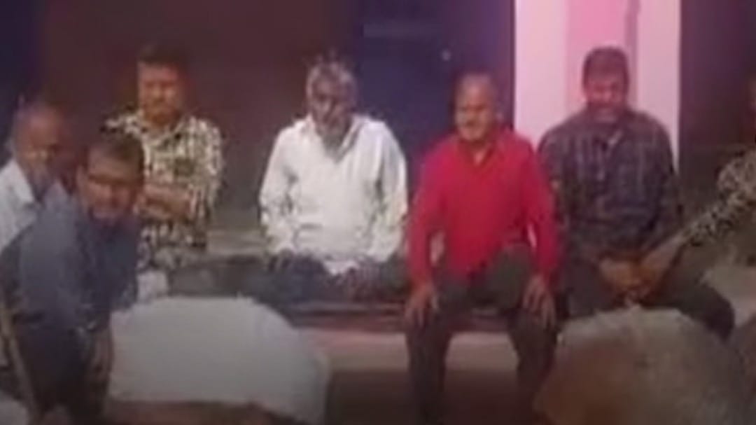 बुजुर्ग के अंतिम संस्कार को लेकर बवाल