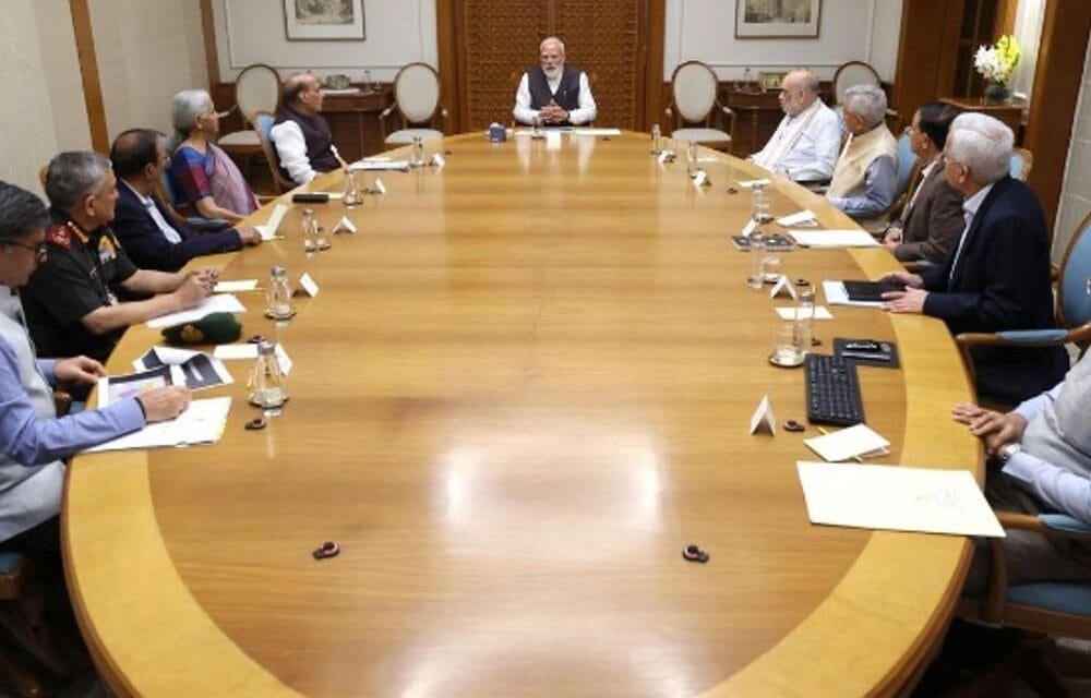 ईरान-इजराइल जंग: PM मोदी के घर सुरक्षा समिति की बैठक:मोदी ने UAE प्रेसिडेंट से कहा