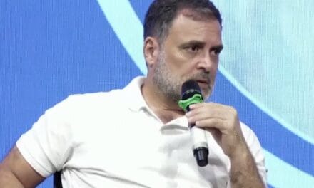 राहुल बोले-लोग केरल स्टोरी-2 नहीं देख रहे, ये अच्छी खबर:फिल्मों और मीडिया का इस्तेमाल प्रोपेगैंडा के लिए हो रहा; केरल में स्टूडेंट्स से बात की