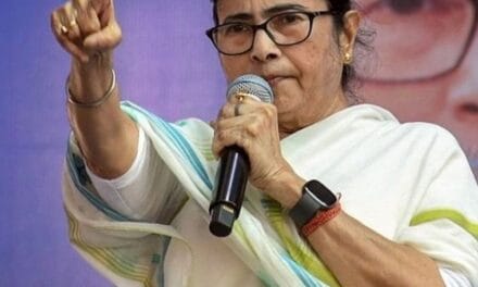 पश्चिम बंगाल में पुजारियों–मुअज्जिनों का मानदेय ₹500 बढ़ा:अब हर महीने ₹2000 मिलेंगे; चुनाव के ऐलान से सवा घंटे पहले ममता का ट्वीट