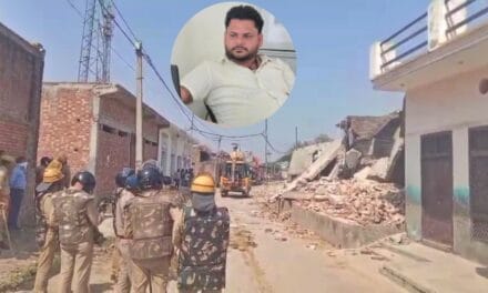 बदायूं हत्याकांड के आरोपी अजय प्रताप सिंह की अवैध दुकानों पर चला बुलडोजर