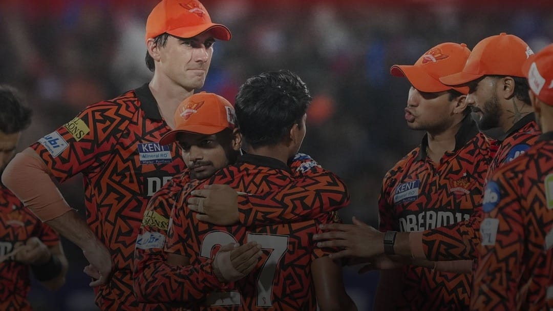 IPL के ओपनिंग मैच के टिकट को लेकर फैंस का बड़ा आरोप