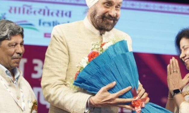 भास्कर अपडेट्स:24 लेखकों को मिला साहित्य अकादमी पुरस्कार 2025; अंग्रेजी के लिए नवतेज सरना और हिंदी के लिए ममता कालिया सम्मानित