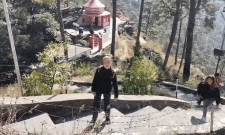युद्ध के बीच शांति खोजने अल्मोड़ा पहुंचे इजराइली:टूरिस्ट बोला-धमाकों की अवाजे आती हैं, यहां आकर सेफ फील करते हैं