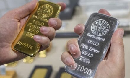 युद्ध के 37 दिन… ₹50000 चांदी सस्ती, सोना 16000 रुपये सस्ता