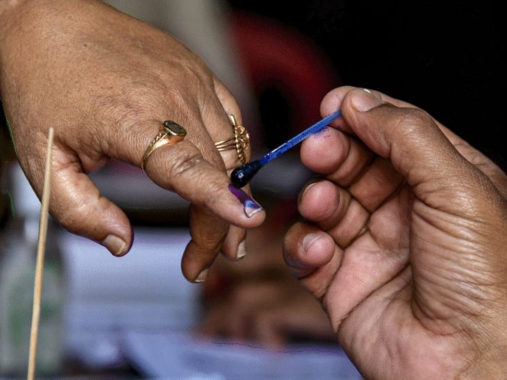 असम के एक पोलिंग बूथ में आज दोबारा वोटिंग:बंगाल में मोदी की तीन रैलियां; पीएम मुर्शिदाबाद हिंसा में पीड़ित परिवार से भी मिलेंगे