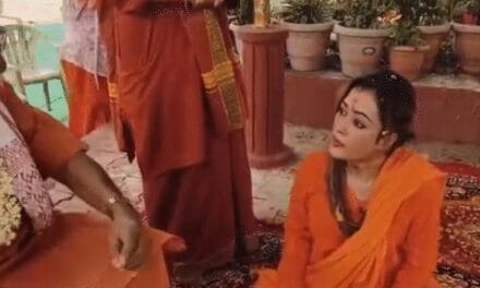 उज्जैन में मॉडल हर्षा रिछारिया ने लिया संन्यास:अब स्वामी हर्षानंद गिरि के नाम से जानी जाएंगी, पिंडदान के साथ त्यागा पिछला जीवन