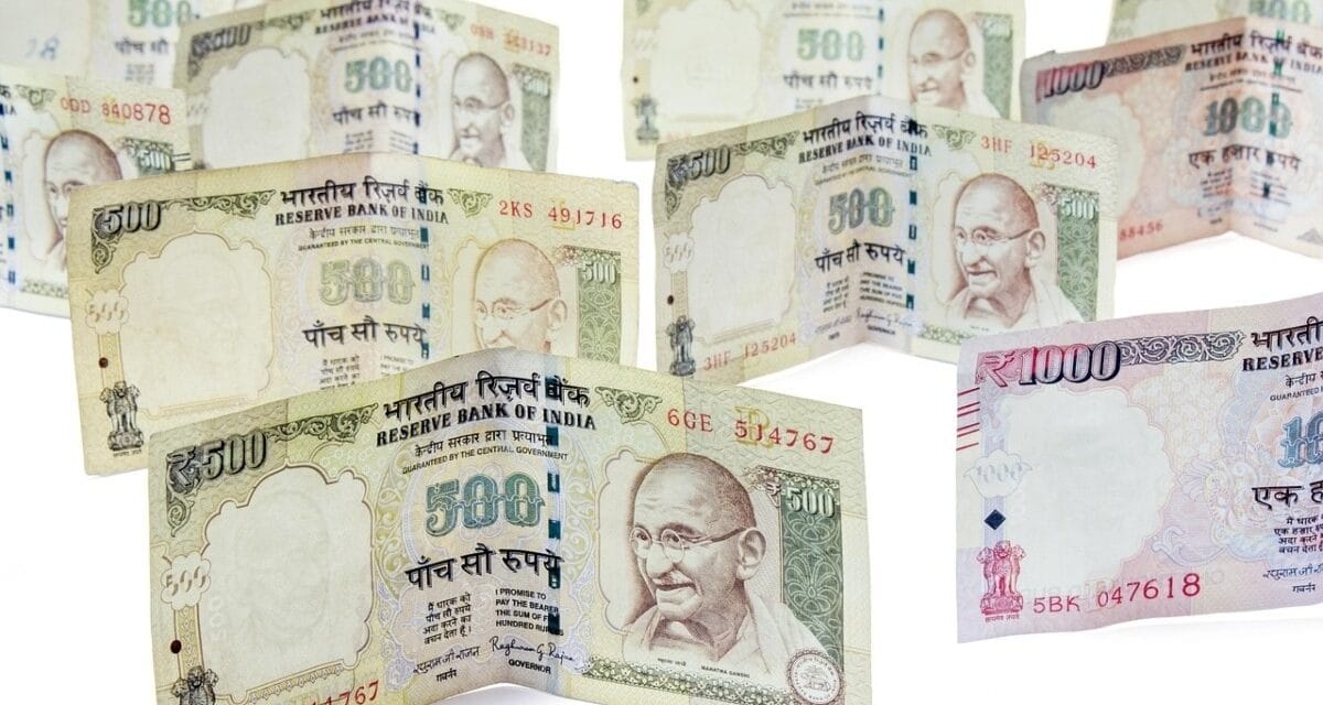 ₹500 और ₹1000 के नोट बदलने का आया नया नियम? सामने आई ये जानकारी