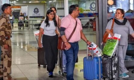 'किसी भी रास्ते से ईरान न आएं', भारतीय दूतावास ने जारी की नई एडवाइजरी