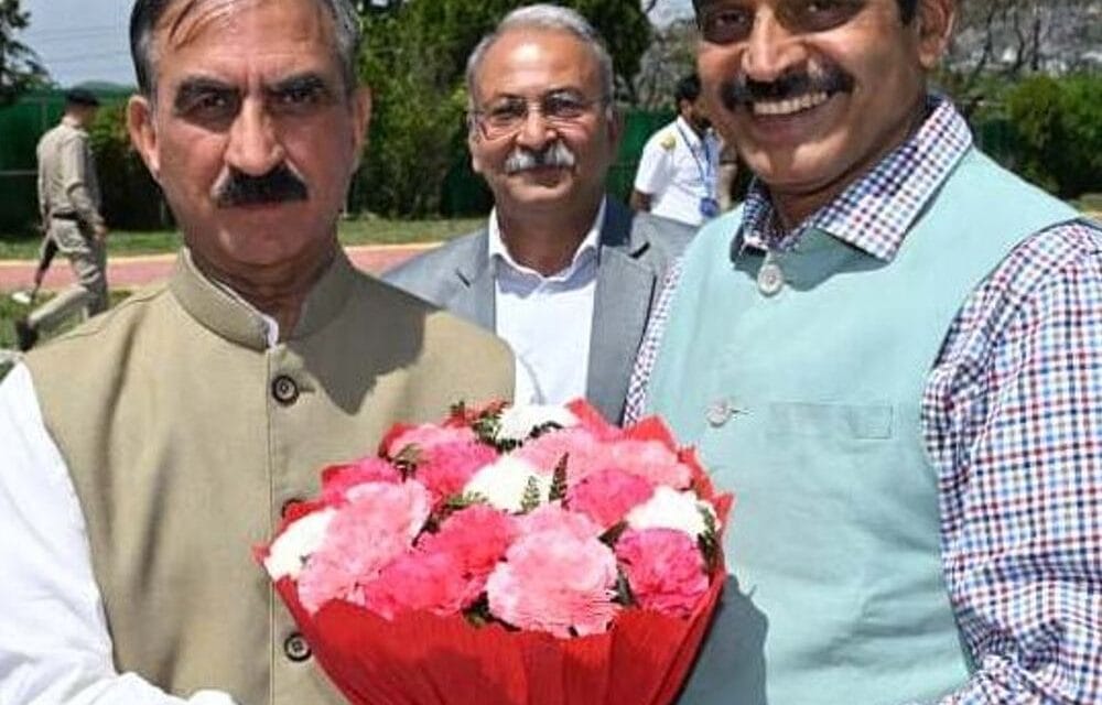 कांग्रेस के राष्ट्रीय महासचिव केसी वेणुगोपाल शिमला पहुंचे:सीएम सुक्खू ने किया स्वागत, लोकसभा की लोक लेखा समिति की शिमला में लेंगे मीटिंग