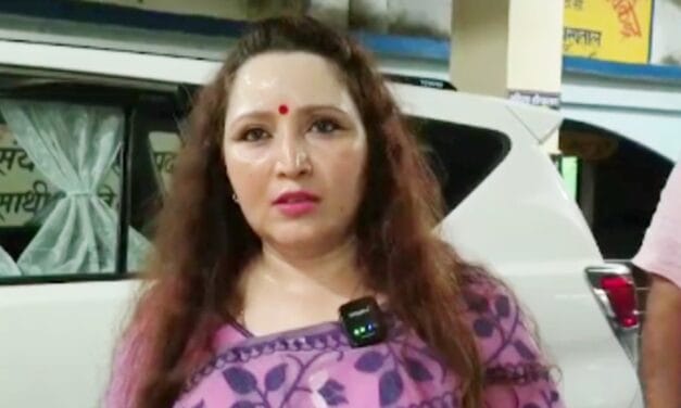 'इस जमाने को होकर 5 बच्चे कर रही हो', प्रसूता पर बिफरीं IAS मैडम