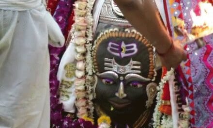 महाकाल मंदिर के अन्न क्षेत्र में अब ऑनलाइन दान:भोग लगा सकेंगे,आरती में अपने हाथ से चढ़ा सकेंगे प्रसाद; मनचाहा दिन चुनने का भी ऑप्शन