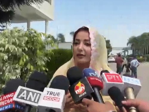 AAP में टूट के बाद विधायक-ऑब्जर्वरों की जालंधर में मीटिंग:सिसोदिया ने बैठक बुलाई, सोनिया मान बोलीं-छोड़कर जाने वाले सांसद ऐश चाहते थे