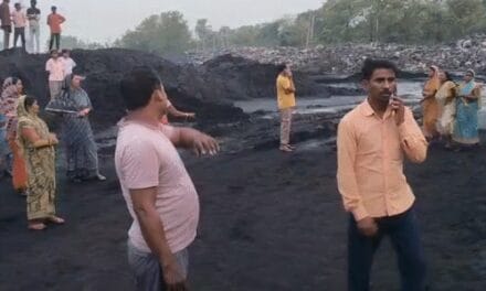 धनबाद-कोयला खदान में स्लरी ढहने से 4 मजदूरों की मौत:कोल वाशरी में स्लरी लोडिंग कर रहे थे, मलबे का बड़ा हिस्सा गिरने से हादसा