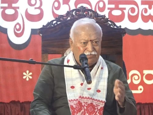 RSS चीफ भागवत बोले-जाति तब खत्म होगी जब समाज बदलेगा:जनसंख्या नियंत्रण नीति और यूनिफॉर्म सिविल कोड लोगों के सहयोग के बिना सफल नहीं हो सकते