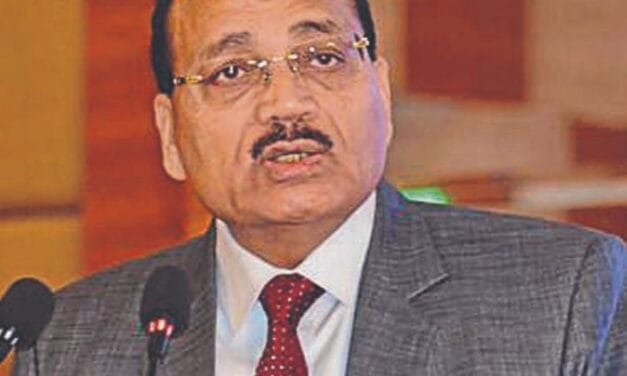 CJI बोले मुझे डांटकर चैम्बर से बाहर निकाल दिया था:फिर उन्हीं जज की सलाह पर छोड़ा न्यायिक सेवा इंटरव्यू; मुस्कुराकर पूछा, क्या मेरा फैसला सही था