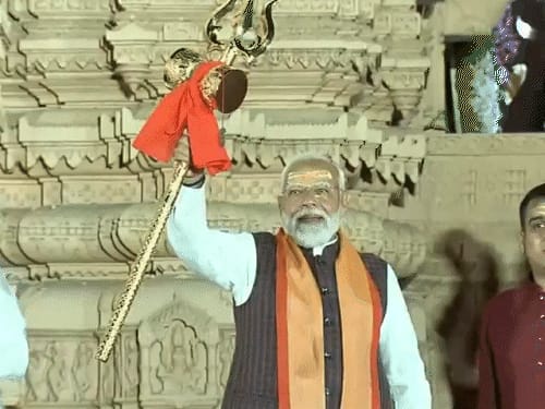 पीएम आज सोमनाथ मंदिर जाएंगे:भगवान का अभिषेक करेंगे, फिर ध्वज पूजा और आरती; जनसभा और रोडशो भी करेंगे