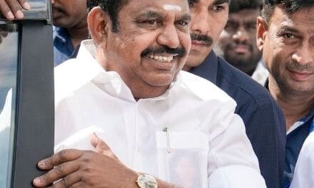 AIADMK के 30 विधायक विजय के साथ आना चाहते हैं:पलानीसामी के साथ सिर्फ 17 नेता; दो गुटों में बंट सकती है पार्टी
