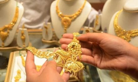 सरकार ने सोना-चांदी पर इम्पोर्ट ड्यूटी बढ़ाई:6% से बढ़ाकर 15% की, इससे व्यापार घाटा कम होने और गिरते रुपए को सहारे की उम्मीद