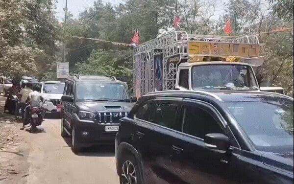 9 रैलियां निकलीं, एक नियुक्ति निरस्त, एक नोटिस:पीएम की अपील के बावजूद एमपी में नेताओं के काफिले पर लगाम नहीं, सिर्फ दो पर एक्शन