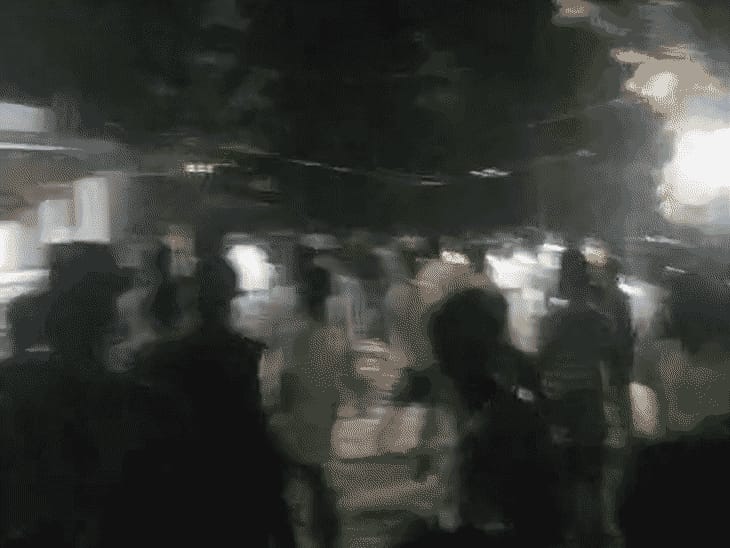 बंगाल के आसनसोल में पुलिस चौकी में तोड़फोड़-पथराव:पुलिस ने आंसू गैस के गोले छोड़े; लाउडस्पीकर की आवाज कम करने के निर्देश के बाद हंगामा