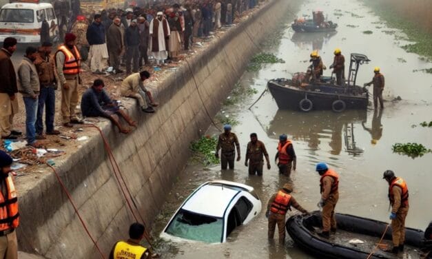 नहर में 26 साल मिली वैन, कंकाल और बच्चे की शर्ट देख फफक पड़े परिजन