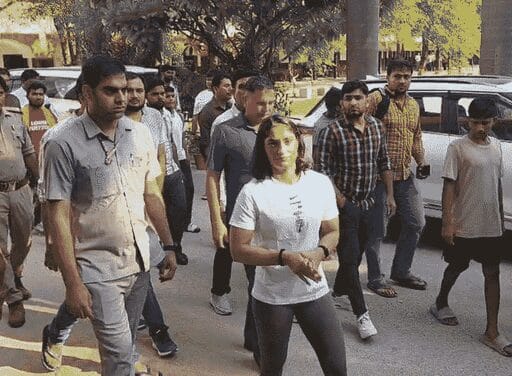 रेसलर विनेश एशियन गेम्स ट्रायल में हिस्सा ले सकेंगी:दिल्ली हाईकोर्ट बोला– WFI मातृत्व अवकाश से लौटने वालों को मौका नहीं देता, यह भेदभावपूर्ण