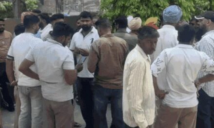 लुधियाना की फैक्ट्री में गैस लीक, 3 मरे:इनमें बाप-बेटा भी; दम घुटने और आंखों में जलन से कई वर्कर बेहोश, भागने का मौका नहीं मिला