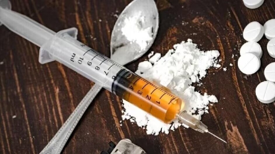 वाराणसी एयरपोर्ट पर 19 करोड़ का गांजा जब्त, 6 थाई नागरिक गिरफ्तार