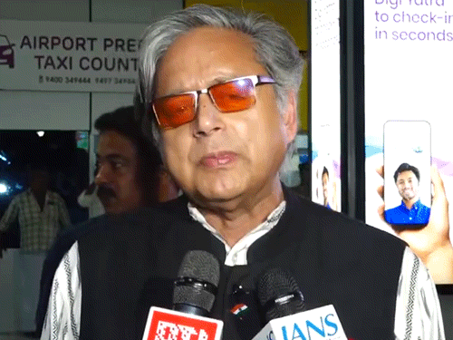 थरूर बोले
