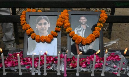 दिल्ली बिल्डिंग हादसा