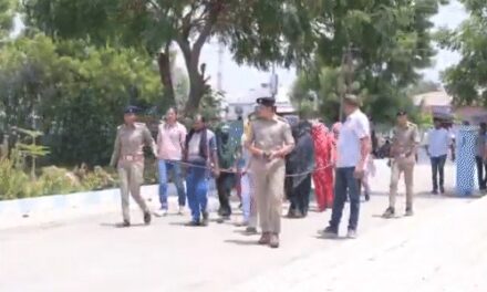 अहमदाबाद में 166 बांग्लादेशी पकड़े गए:300 से ज्यादा संदिग्ध हिरासत में लिए गए, शहर के तीन इलाकों में पुलिस का एक्शन