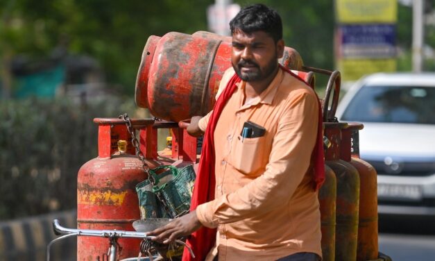 रसोई गैस 29 रुपये महंगी हुई, दिल्ली में अब 942 रुपये का मिलेगा घरेलू LPG सिलेंडर