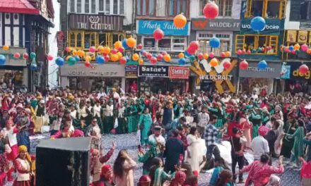 शिमला इंटरनेशनल समर फेस्टिवल में झूमे टूरिस्ट:320 आंगनबाड़ी वर्कर-हेल्पर ने डाली ‘महानाटी’; सांस्कृतिक संध्या में सिंगर ज्योतिका का धमाल