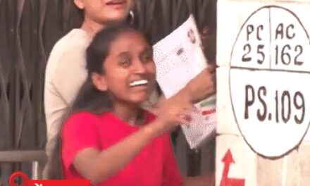 NEET री-एग्जाम, 1 मिनट देर से पहुंचे छात्रों को नो-एंट्री:गेट पर रोती रहीं छात्राएं; हिजाब-कलावा पर विवाद; एग्जाम से पहले 2 स्टूडेंट का सुसाइड