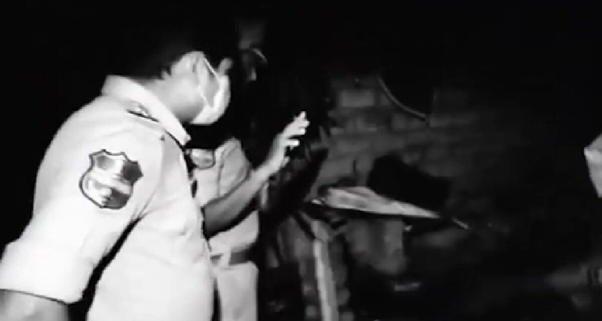 घर से उठी तेज बदबू, दरवाजा तोड़कर घुसी पुलिस तो सामने थी 4 सड़ी हुई लाशें