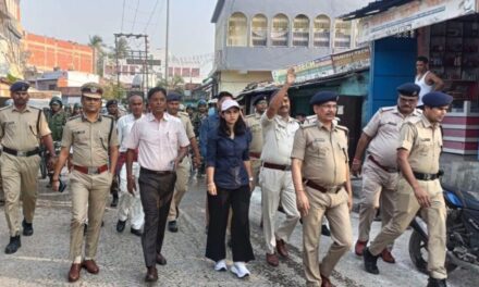 मोहर्रम को लेकर सुरक्षा व्यवस्था सख्त, DM-SP ने निकाला फ्लैग मार्च