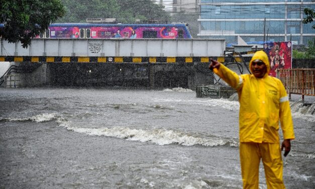मुंबई में नहीं थम रहा बारिश का सिलसिला, अंधेरी सबवे बंद, इन इलाकों में अलर्ट