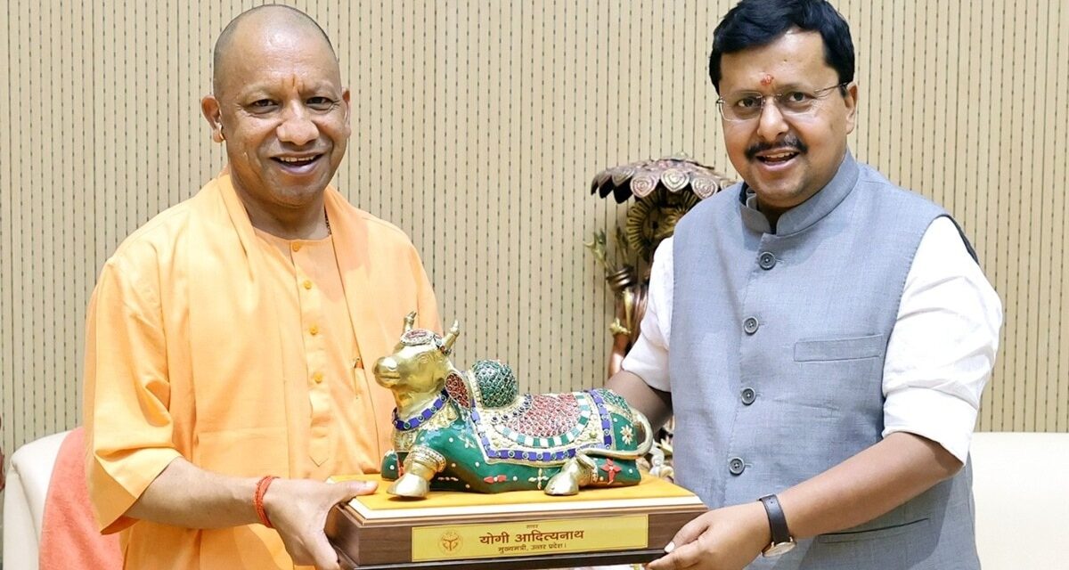 लखनऊ प्रवास में CM, डिप्टी CM और पूर्व अध्यक्षों को अलाइन कर गए नितिन नवीन