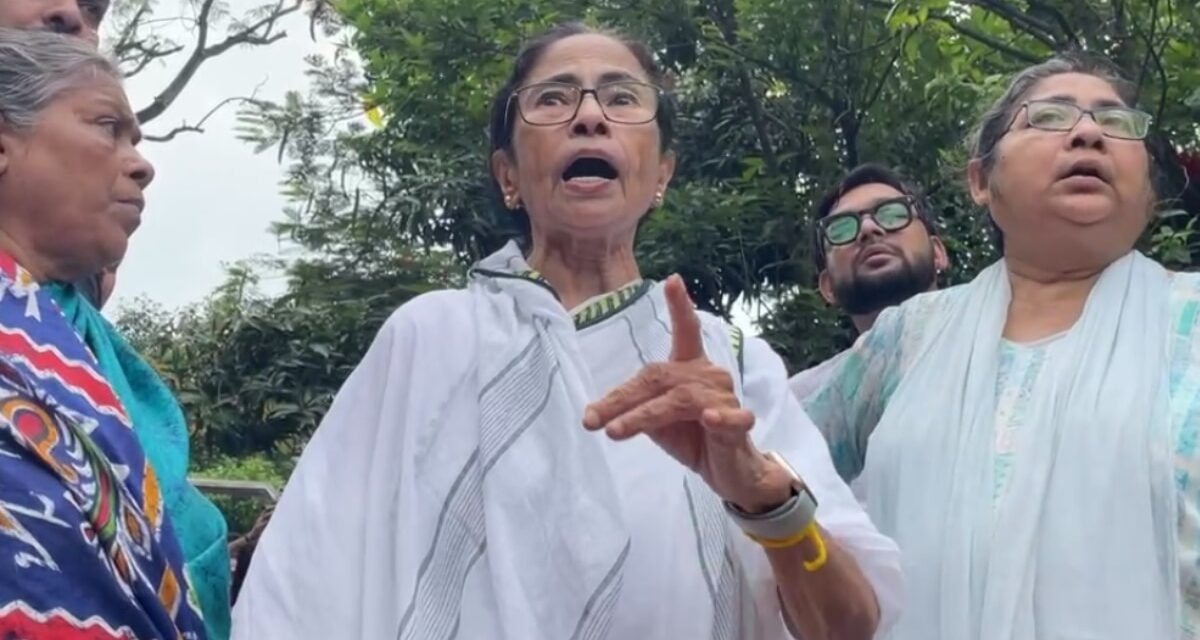 'राजनीति से प्रेरित', 440 करोड़ फ्रीज करने के एक्शन से भड़की TMC