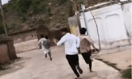 युवक बोला