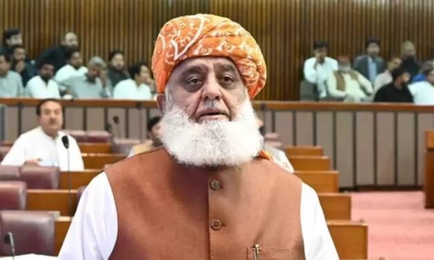 'भारत ने दफनाए थे हमारे जवानों के शव', फजलुर रहमान ने खोली PAK की पोल
