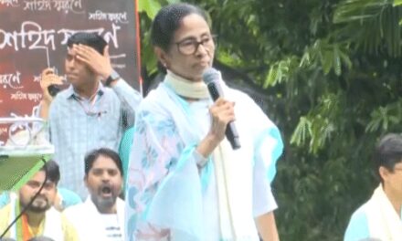 बागियों पर ममता बोलीं-क्या किया, मुंह खोलूं तो मुखौटा उतार दूंगी