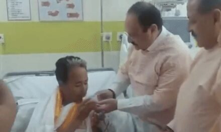सोनम वांगचुक ने 27वें दिन भूख हड़ताल खत्म की:जेपी नड्डा रात 12.30 बजे मेदांता पहुंचे, जूस पिलाया; मोदी ने भी वांगचुक के लिए पोस्ट की