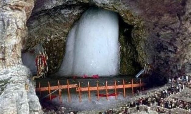 भास्कर अपडेट्स:6 दिन बाद अमरनाथ और वैष्णो देवी यात्रा फिर शुरू, खराब मौसम के कारण रोकी गई थी