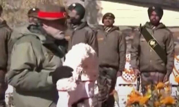 कारगिल विजय दिवस पर पीएम मोदी ने वीरों को किया नमन
