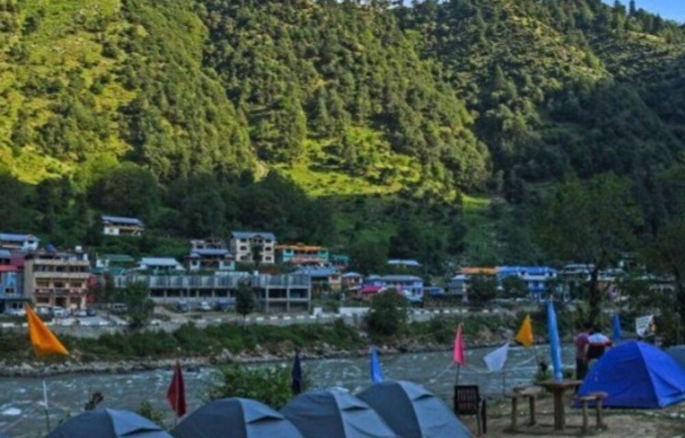 एलओसी: 7 माह में ही 4 लाख पर्यटक पहुंचे:पहलगाम हमले के बाद घट गए थे टूरिस्ट, अब दोगुनी हो सकती है संख्या