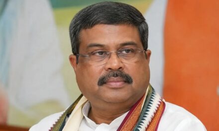 कर्नाटक, पंजाब और झारखंड… प्रधान के इस्तीफे के बाद अब राज्यों के शिक्षा मंत्रियों के खिलाफ प्रदर्शन