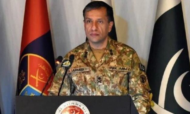 'काफिरों से दोस्ती न करें अफगान', भारत से नजदीकी पर बौखलाई PAK सेना