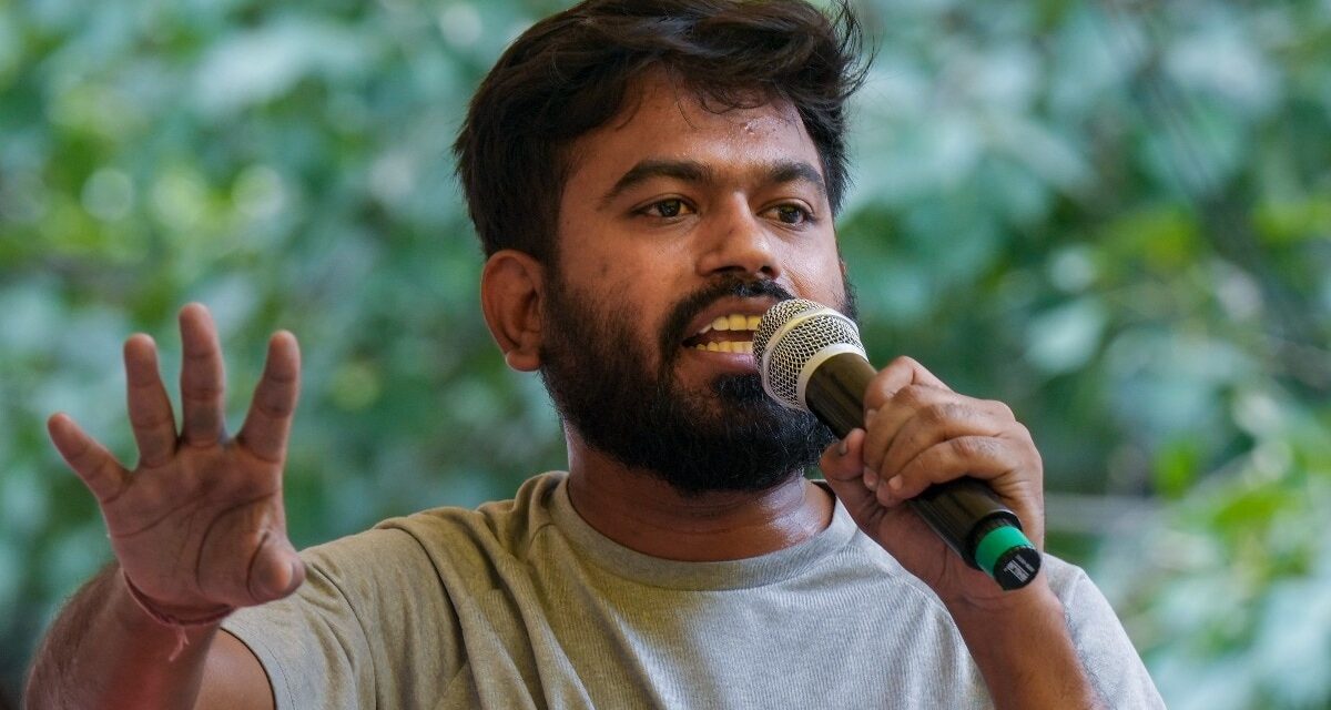 'क्या आपके नेता अपनी डिग्री दिखाएंगे'… अभिजीत दिपके का नया पलटवार